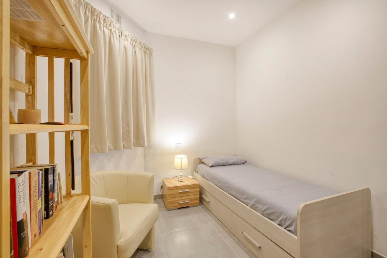 Apartment With Pool-Hosted By Sweetstay Zebbug  外观 照片